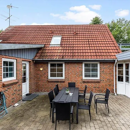 بيت للعطل 8862-glesborg-lyngvej-14 *